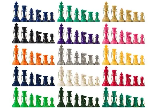 Chess Pieces Keychain Set (17 Pieces)