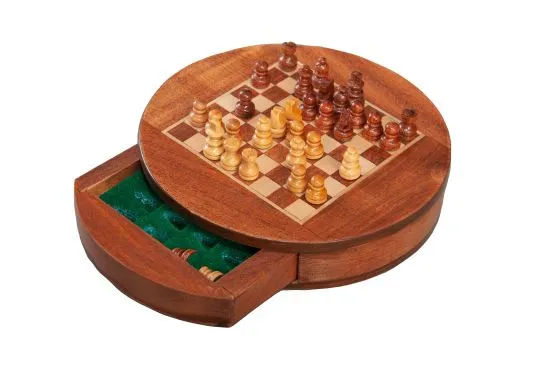 WOODEN MAGNETIC Travel Chess Set - 9" Circle